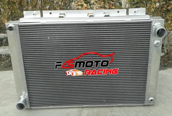 Aluminium Radiator, Kerne Dimensioner 17-3/8”x23-1/4”x2”, Samlede Dimensioner 19-3/8”x27-3/4”x2-1/4”, Indgang/Udgange 1-3/4”, 3 Rækker