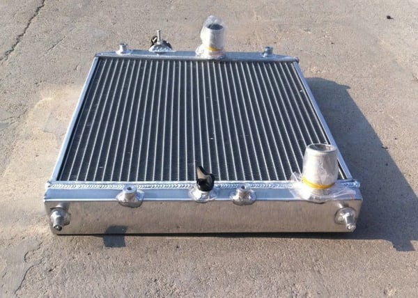 Radiator, Legeret Aluminium, Kerne Størrelse 350mm x 358mm x 52mm, Kompatibel med 1992-2000 Kompaktbil, Kompatibel med 1993-1997 Sport Kompaktbil