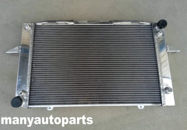 Aluminiumkøler, passer til Volvo 850, C70, S70, V70 modeller, holdbar aluminiumskonstruktion