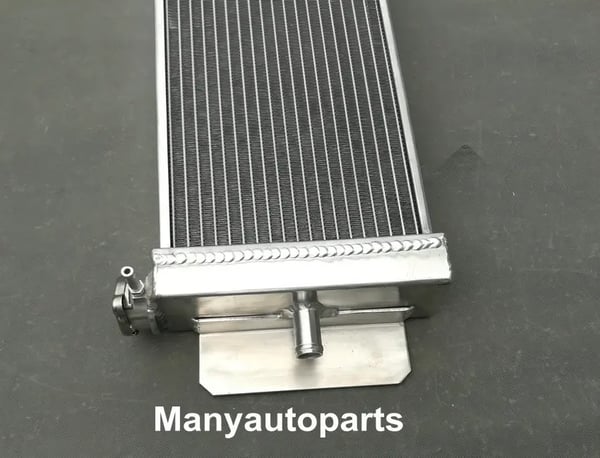Aluminium Intercooler Varmeveksler, Universel Pasform, Effektiv Luft-til-Vand Køling, Inkluderer Ventilatorer