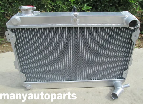 Aluminiumlegering Radiator, 56MM Tykkelse, 3 Række Design, Kompatibel med Mazda RX7, Direkte Montering, Holdbar Konstruktion