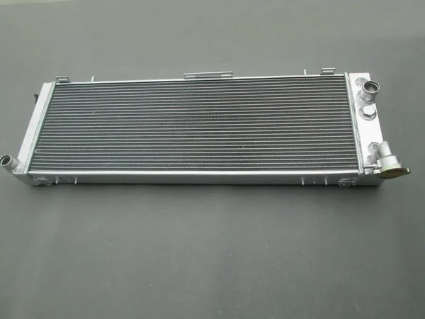 Aluminiumkøler, præcisionspasform til Jeep Cherokee XJ, holdbar konstruktion, letvægtsdesign