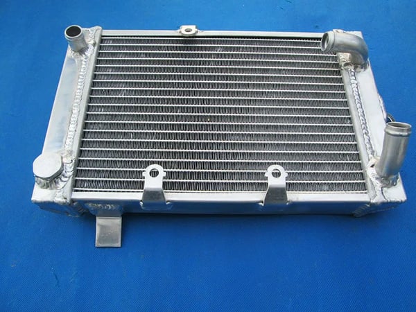 Radiator, Aluminiumkonstruktion, Kompatibilitet med SUZUKI BURGMAN AN 400 K3,Sølv