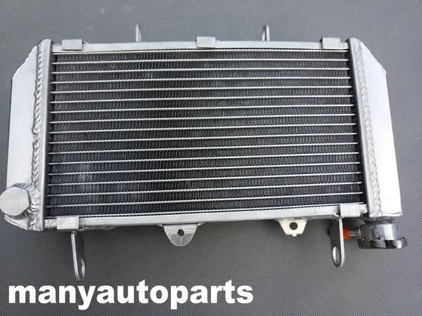 Aluminiumkøler, kraftig konstruktion, øget kølekapacitet, perfekt pasform til Yamaha YFZ450R og YFZ450X.