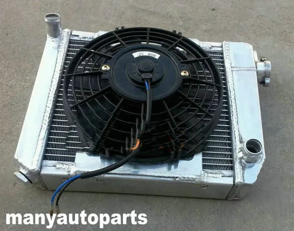 4 ROW Radiator, Perfekt pasform til Mini Cooper S 1275 GT, inkluderer skærm og blæser, holdbar konstruktion
