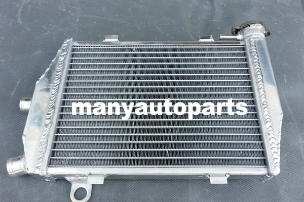 Radiator, Aluminium, 2,5 kg, Til Sportmotorcykel 2000-2001, Øget kølekapacitet, TIG-svejset konstruktion