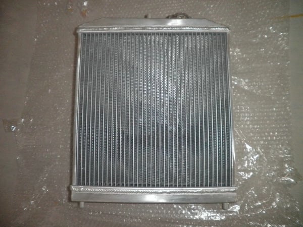 Radiator, Legeret Aluminium, Kerne Størrelse 350mm x 358mm x 52mm, Kompatibel med 1992-2000 Kompaktbil, Kompatibel med 1993-1997 Sport Kompaktbil