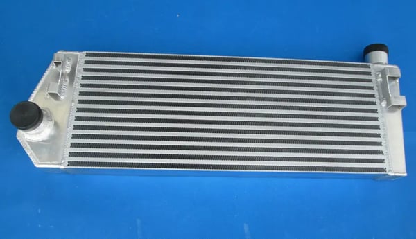Frontmonteret Aluminium Intercooler, Optimeret Køleydelse, Letvægtsdesign, Perfekt Pasform til RENAULT MEGANE