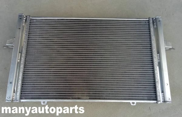 Aluminiumkøler, passer til Volvo 850, C70, S70, V70 modeller, holdbar aluminiumskonstruktion
