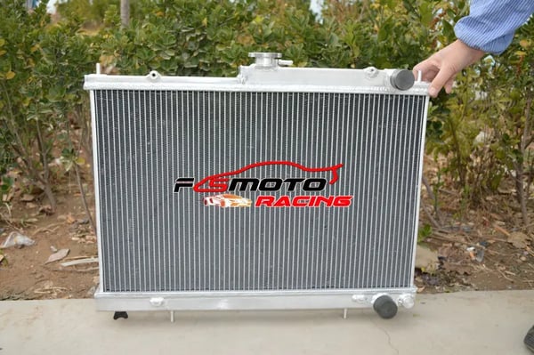 Radiator, Aluminiumkonstruktion, Kerne størrelse 400mm x 648mm, Samlet størrelse 491mm x 670mm, Indløbs/Udløbs størrelse 35mm