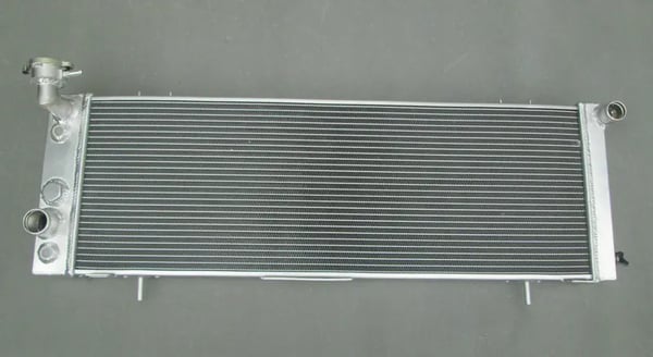 Aluminiumkøler, præcisionspasform til Jeep Cherokee XJ, holdbar konstruktion, letvægtsdesign