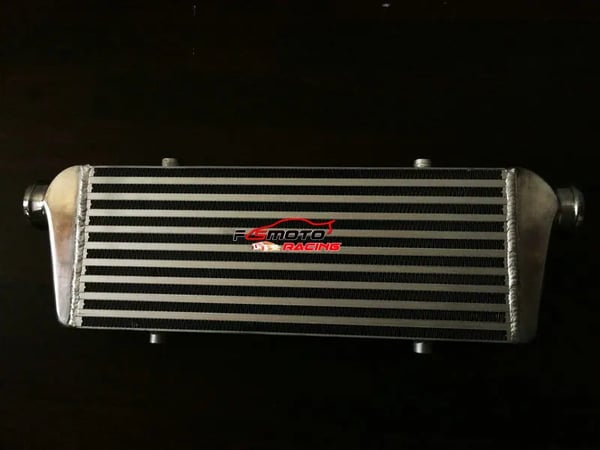 Intercooler, Aluminiumkonstruktion, Kerne størrelse 450mm x 172mm x 65mm, Indløb størrelse 56mm, Udløb størrelse 56mm, Kølekapacitet forbedret med 30%