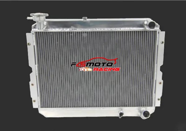 Radiator, Aluminium, Kerne Størrelse 610mm x 400mm x 64mm, Samlet Størrelse 682mm x 515mm x 90mm, Indløb/Udløb 38mm, 3 Række Konfiguration