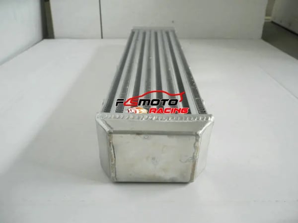 Aluminium Intercooler, 550x140x80 mm kerne størrelse, universel pasform, effektiv Delta-fin design