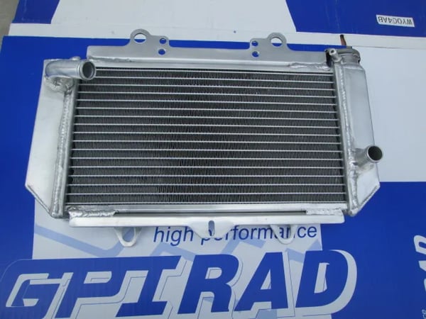 Radiator, Aluminium, Passer Yamaha YFZ450 2004-2013, Forbedret køleeffektivitet, Letvægtsdesign