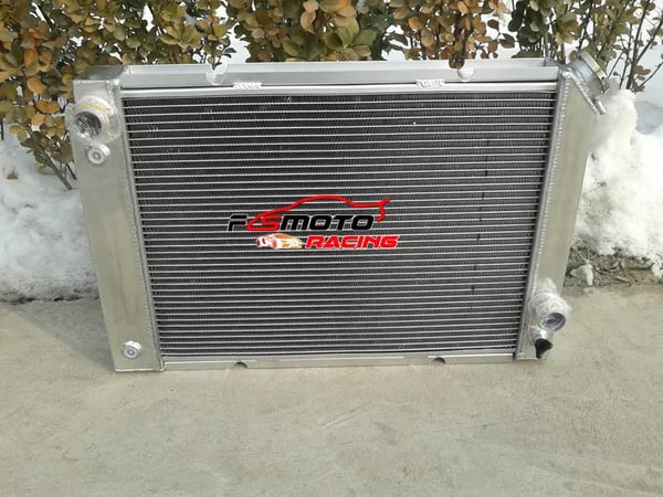 Aluminium Radiator, Kerne Dimensioner 19 3/4" x 14 1/4", Samlede Dimensioner 24" x 16 1/2", Øverste Indløb 1 5/16", Nederste Udløb 1 5/16"