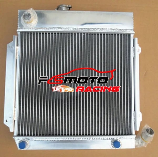 Radiator, Aluminium Material, Kerne Størrelse 400 mm x 345 mm, Samlet Størrelse 480 mm x 490 mm, Indgang/Udgange 32 mm