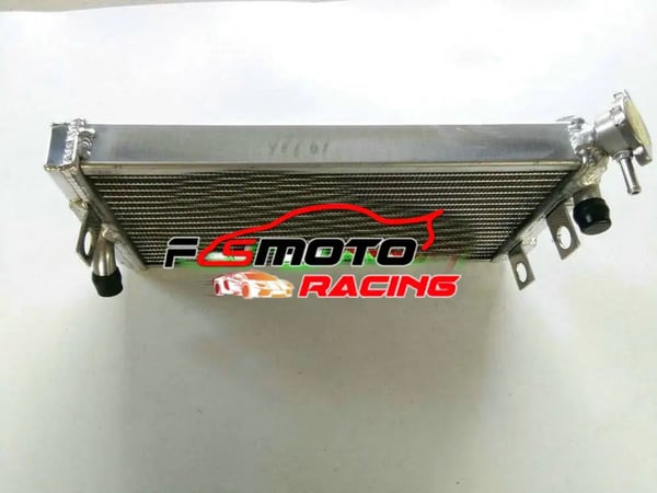 Radiator, legering af aluminium konstruktion, øget kølekapacitet, skræddersyet til Yamaha TZ250 modeller, TIG-svejset for holdbarhed