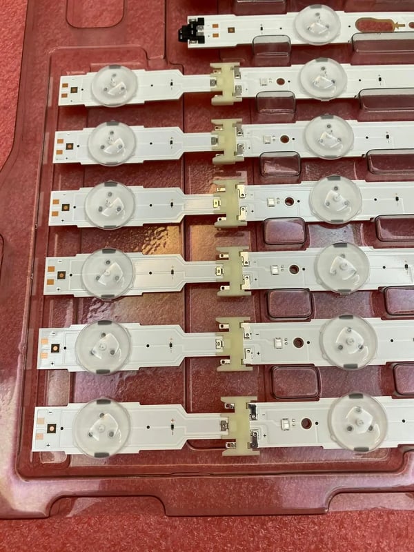 LED baggrundsbelysningsbar, 100000 timers levetid, kompatibel med UE55-serien, SMD strip type