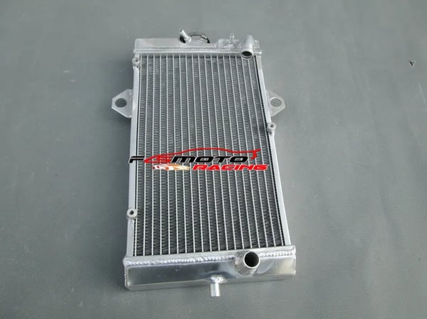 Radiator, Aluminium Materiale, Kompatibel med 2006-2012 Yamaha Raptor 700/700R, Forbedret køleydelse, Nem installation, Holdbar konstruktion
