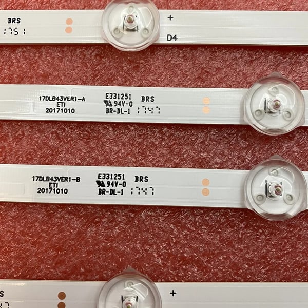 LED-taustavalonauha, yhteensopiva HITACHI 43HB26T72U:n ja muiden mallien kanssa.