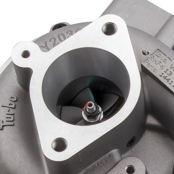 Turbo Turbocharger til Nissan Navara, Forbedret Effektudgang, Holdbar Stål Konstruktion, Nem Installation