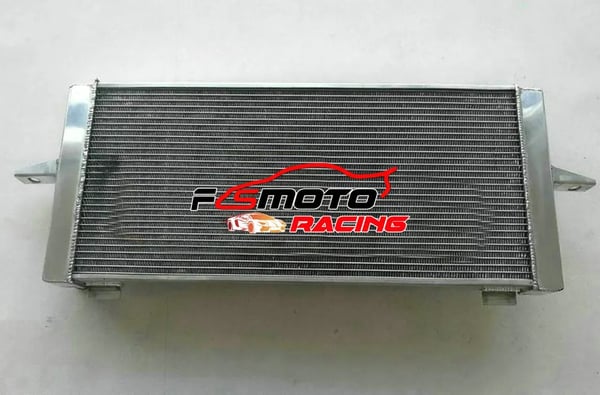 Lämmityspatteri, alumiiniseos, etumontointi, yhteensopiva Ford Escortin kanssa, yhteensopiva Sierra RS500 Cosworthin kanssa
