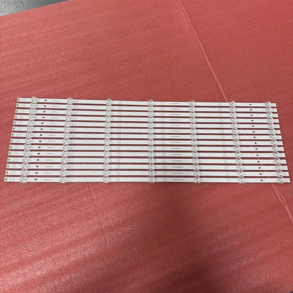 LED baggrundsbelysningsstrimmel, holdbar aluminiumkonstruktion, energieffektiv 3V drift, kompakt længde på 745 mm