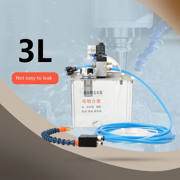 Smörjmedelsspray System, 3 Liters Kapacitet, Justerbar Luftvolym, IP65 Vattentålig, Kompatibel med Precisionmaskiner, Inkluderar Bränsletank och Munstycken