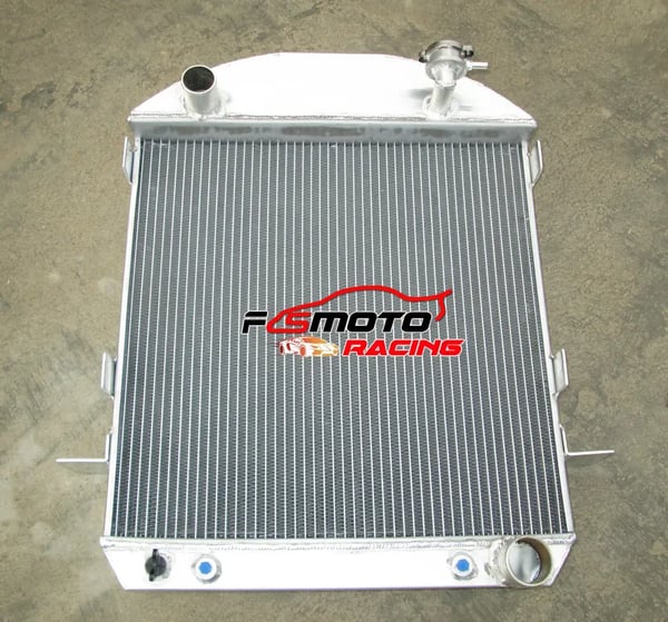 Aluminium Radiator, Kerne Størrelse 18"x18.5"x2.5", Samlet Størrelse 23.75"x22.5"x3", Øverste Indløb 1.5", Nederste Udløb 1.75", 3 Række Antal