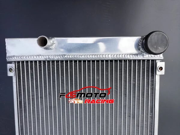 Aluminiumradiator med blæser, høj kølekapacitet, robust konstruktion, fuld kompatibilitet