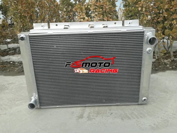 3ROW Aluminium Radiator, Kraftig Design, Forbedret Kølekapacitet, Passer til Ford Thunderbird 1964-1966