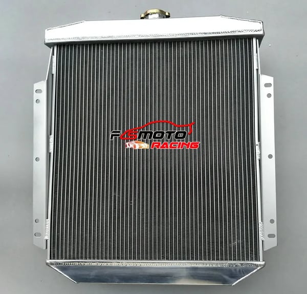 Aluminium Radiator, Kerne Størrelse 18 1/2 x 18 3/4 x 2 1/4 tommer, Indløbsslange 1 1/2 tommer, Udløbsslange 1 3/4 tommer, 3 Kølerækker