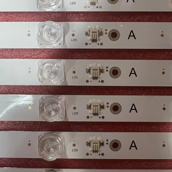 LED-strimmel, 8 LED'er, 664 mm længde, blåt lys, DC-strømkilde, kompatibilitet med TCL-modeller