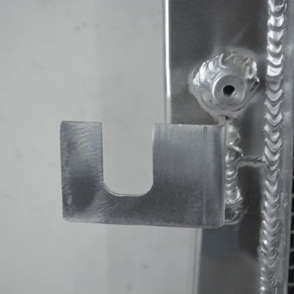 Aluminiumkøler til Dodge Ram 1500 & 2500, præcisionspasform, højtydende køling, holdbar konstruktion
