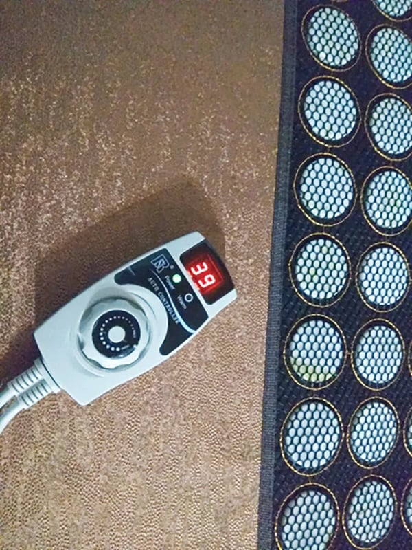 Jade Infrarød Varme Madras, Justerbar Temperatur op til 70°C, Fuld Kropsmassage Funktionalitet,1 x 1,9M