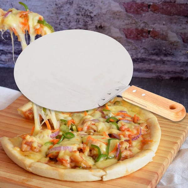 Pizza skraber, 30 cm bred, 40 cm lang, Rustfrit design, Ergonomisk håndtag, Holdbare materialer