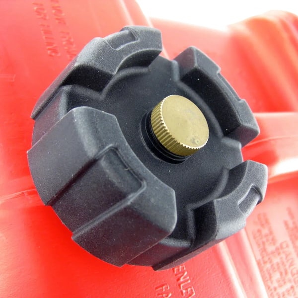 Marin brændstoftank, bærbar, 12L kapacitet, højdensitet polyethylen, kompakt design, trykaflastningsventil