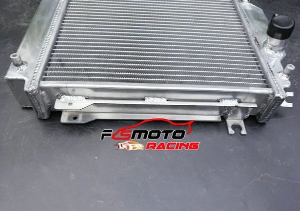 Radiator, legeret aluminium, designet til 1.6L/1.8L motorer, kompatibel med Mazda MX5 1990-1997, placering på køretøjet: forrest