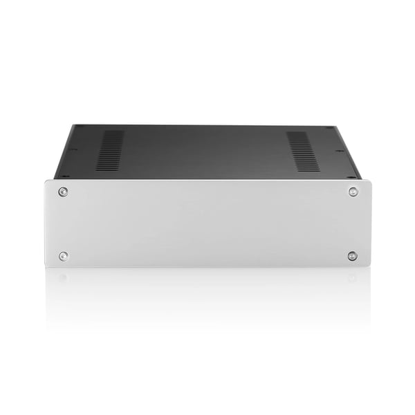 Aluminiumlegering forstærker kabinet, 260 mm x 311 mm x 70 mm, Vægt: 2,4 kg, Skruer, Strømstik, Gummifødder inkluderet