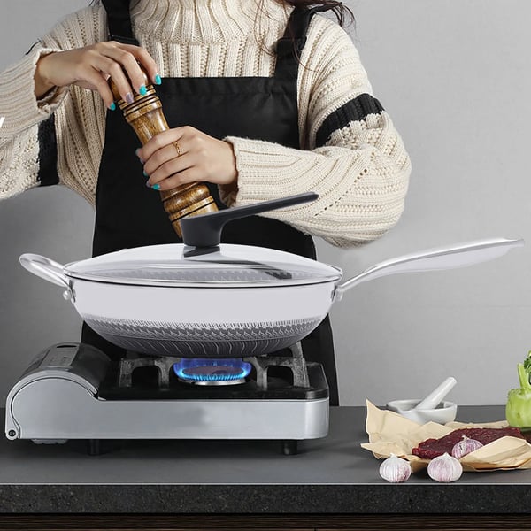 Non-stick Wok Pande, 1L Kapacitet, Ridsefast Belægning, Nem Rengøring