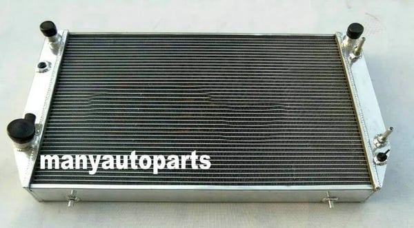 Aluminiumradiator, kraftig design, forbedret kølekapacitet, præcisionsingeniørarbejde
