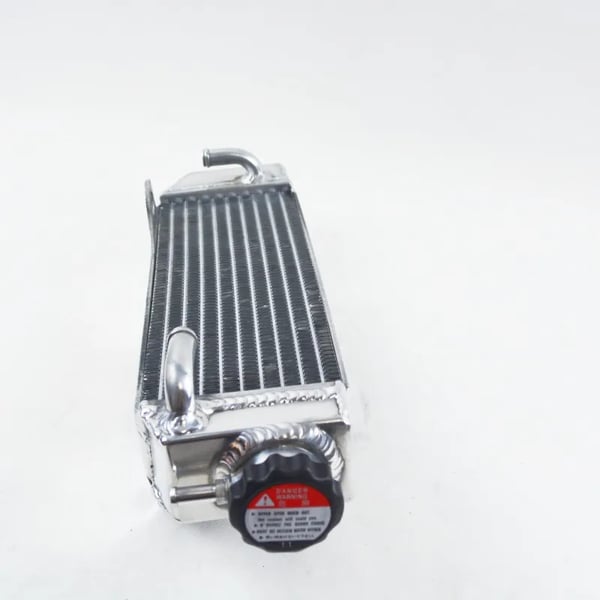Radiator, aluminiumkonstruktion, direkte pasform til CR85R/CR85RB 2003-2008, høj køleeffektivitet, poleret finish