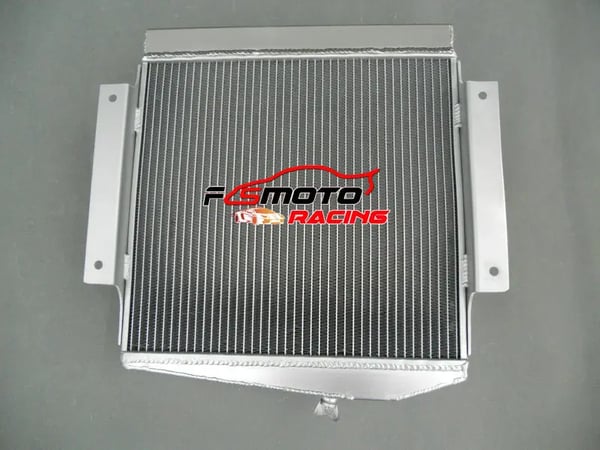 Aluminium Radiator, Kerne Dimensioner 14-1/8" Høj x 15-1/2" Bred x 2-1/4" Tykk, Samlede Dimensioner 19-3/4" Høj x 18-1/2" Bred x 2-1/2" Tank Tykkelse