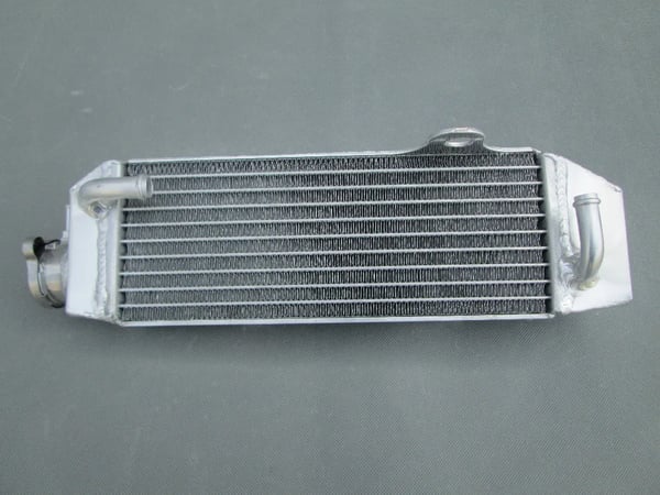Aluminiumradiator, Længde 33,26 cm, Bredde 33,23 cm, Højde 3,32 cm, Kølekapacitet Forøgelse 40%, Vægt 33,28 kg