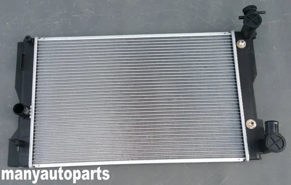 Radiator til Toyota Corolla, Aluminiumkonstruktion, Kompatibel med 2009-2017 modeller, Effektiv køling