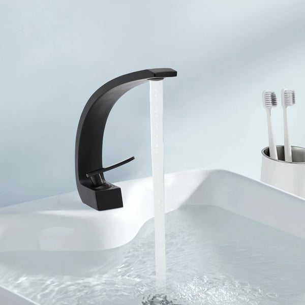 Kökskran, Mässingsmaterial, Modern Design,svart