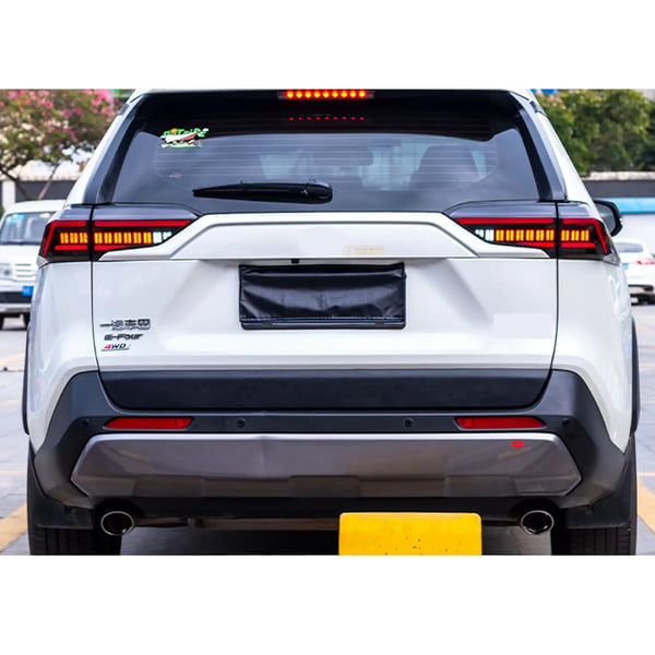 LED Baglygtesamling, 12V Spænding, 35 Watt Effekt, IP67 Vandtæt Vurdering, Dynamisk Blinkfunktion, Kompatibel med Kompakt SUV 2019-2025