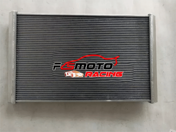 Radiator, Legeret Aluminium, Kerne Størrelse 725 × 480 × 40 mm, Samlet Størrelse 825 × 500 × 95 mm, Indgang/Udgange Ø38/Ø38, Front Placering