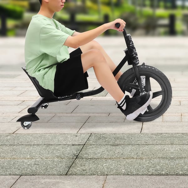 Drift Trike, Maksimal belastning 80 kg, Egnet til alderen 6 år og op, Størrelse 90*68*60 cm, Menneskelig kraftkørsel, 3-hjulet design
